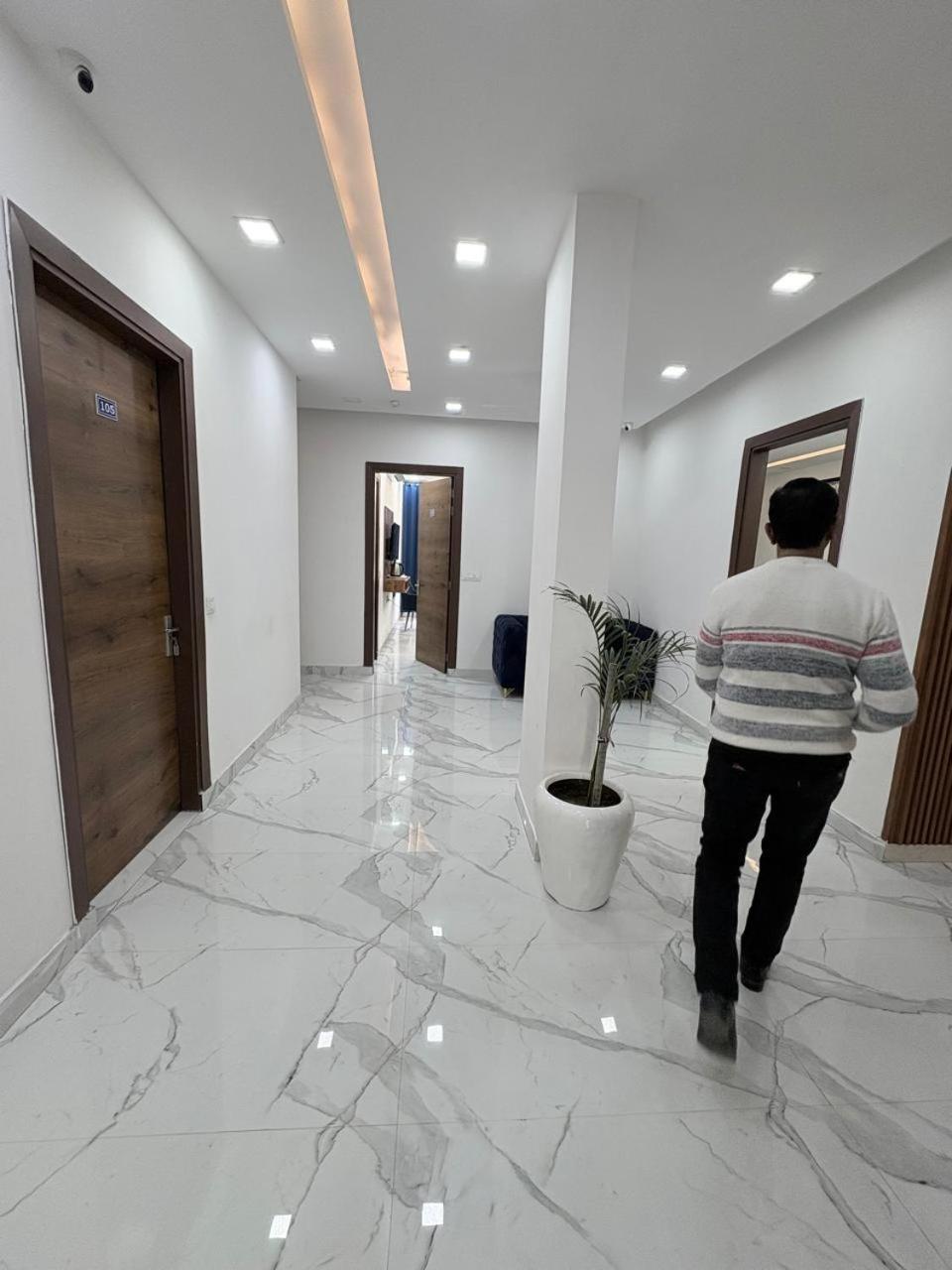 Pacific Inn Eco Central Gurgaon Exterior photo